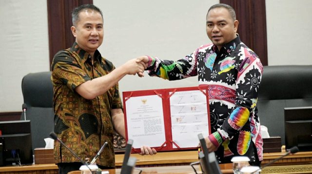 Pemdaprov Jabar  dan  Pemda Kabupaten Jayapura Tandatangani MoU