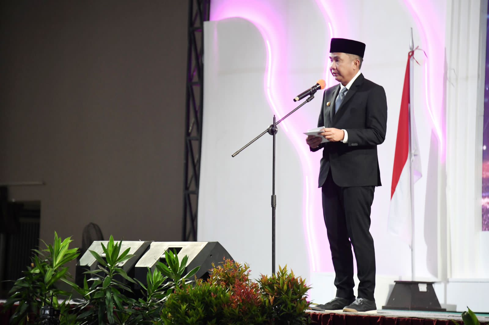 Bey Machmudin Resmikan Galeri Arsip COVID-19