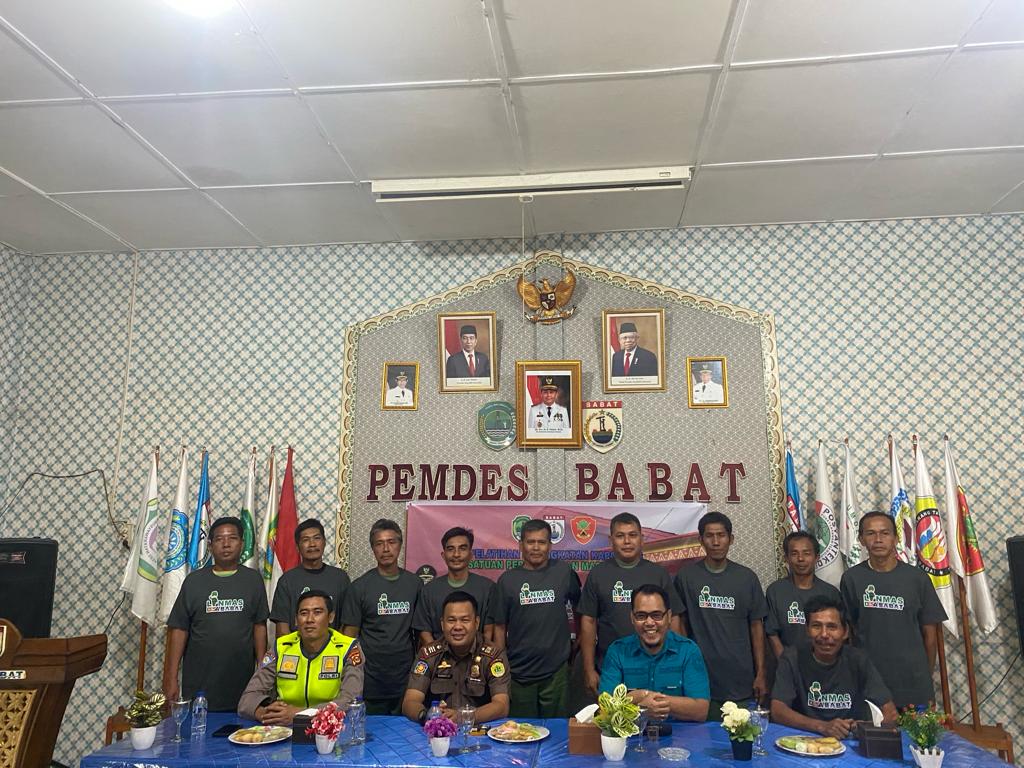 Personil Polsek Penukal Abab Hadiri Kegiatan Peningkatan Pelatihan Kapasitas Linmas di Desa Babat