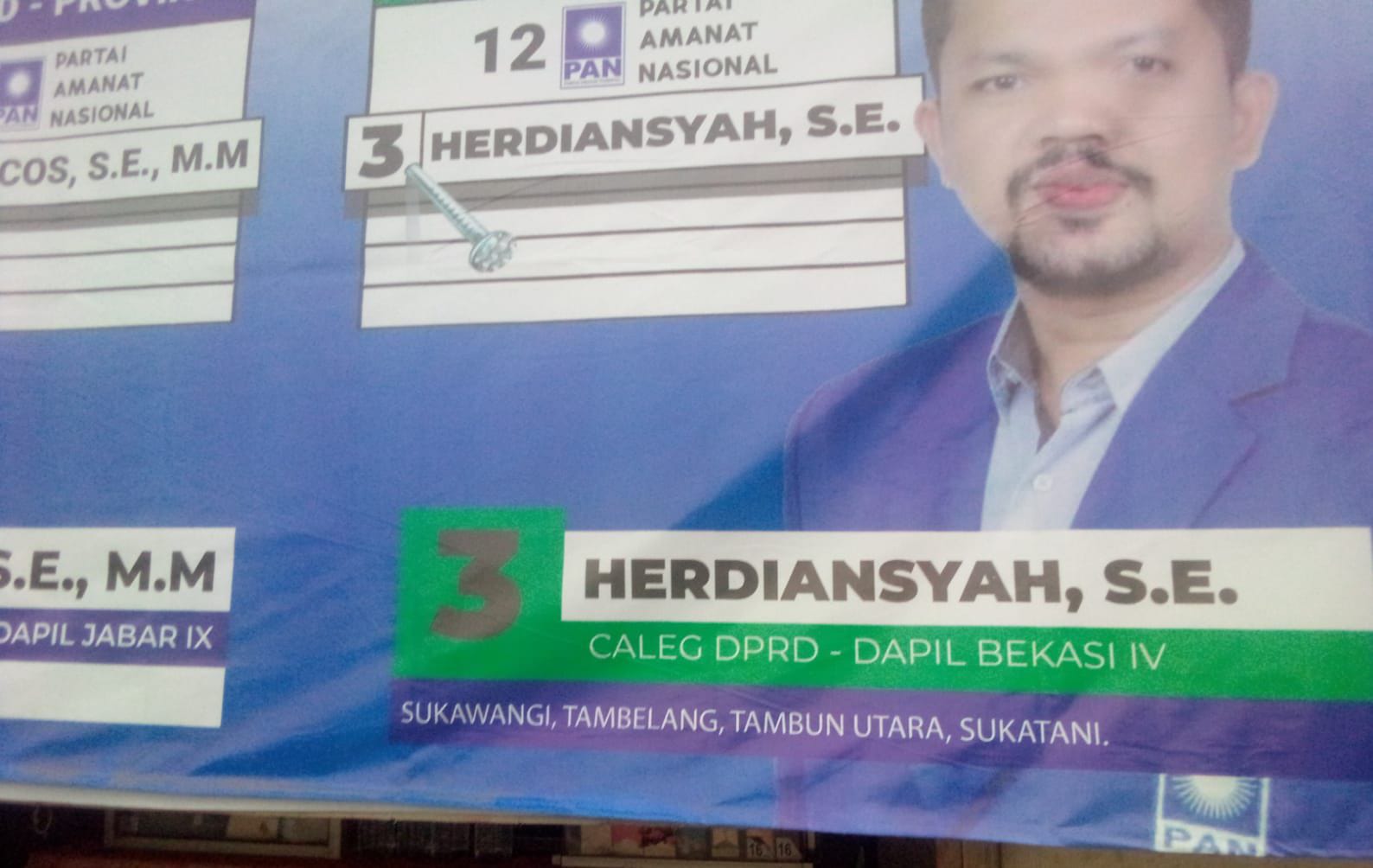 Gegara baliho alat peraga dipindahkan dan dicopot  Caleg PAN melaporkan kepihak berwajib
