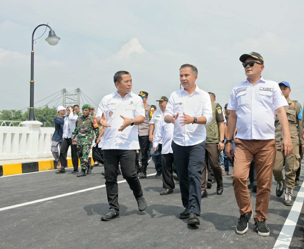 Bey Machmudin Resmikan Jembatan Walahar, Tingkatkan Aksesibilitas Masyarakat