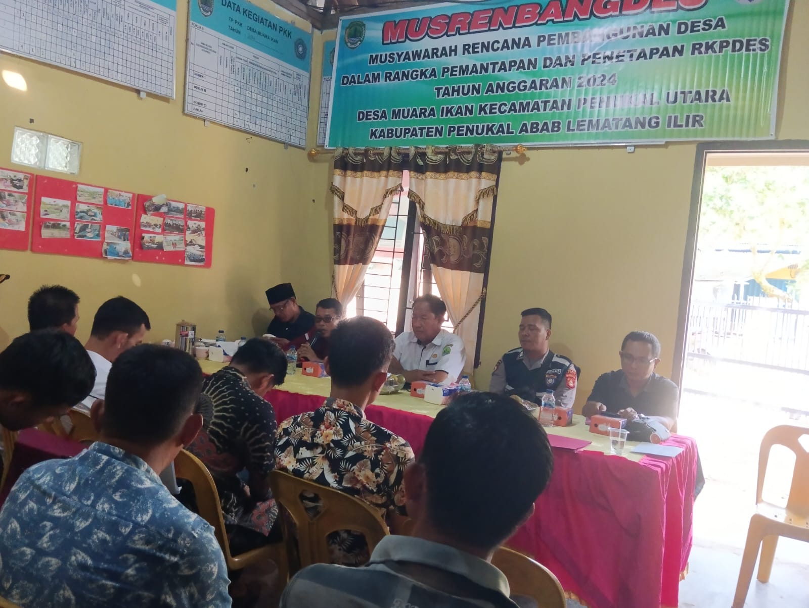 Polsek Penukal Utara Hadiri kegiatan Musawarah Perencanaan Pembangunan Desa ( Musrembang)