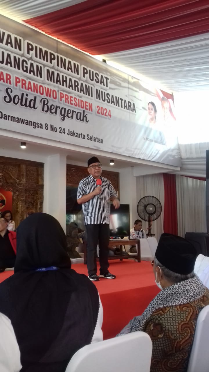 KH.Ahmad Gufron Ketua Relawan Rumah Ganjar - Mahfud (Ragam)