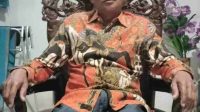 Petani Pebayuran Bekasi Mengeluhkan Temuan Mirip Biji Plastik di Pupuk NPK Phonska
