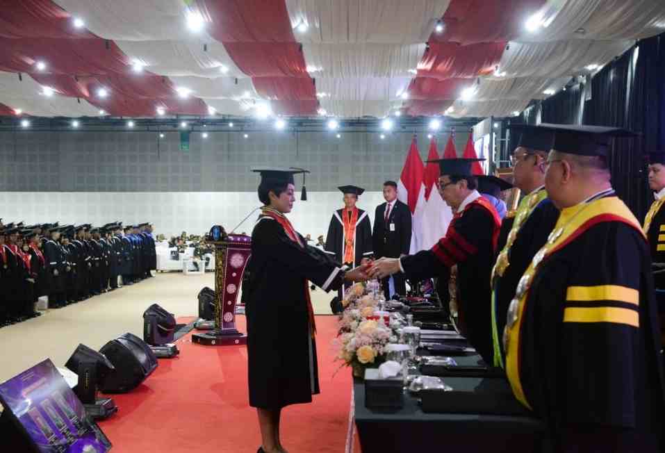 Menkumham Hadiri Sidang Senat Terbuka Wisuda Taruna Poltekip dan Poktekim