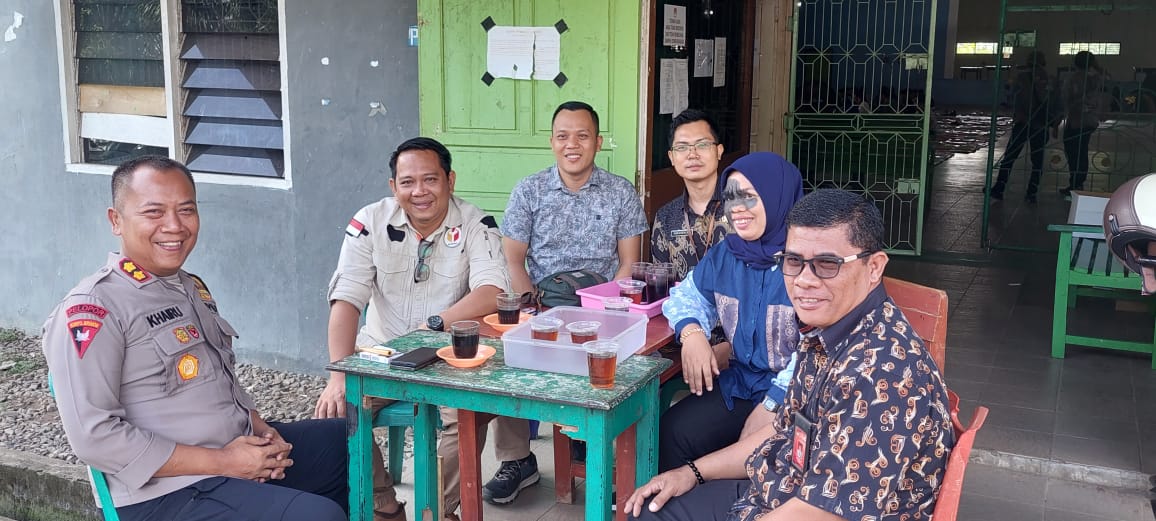 Kapolres PALI Pantau Langsung Pelipatan Suara Presiden Dan Wakil Presiden