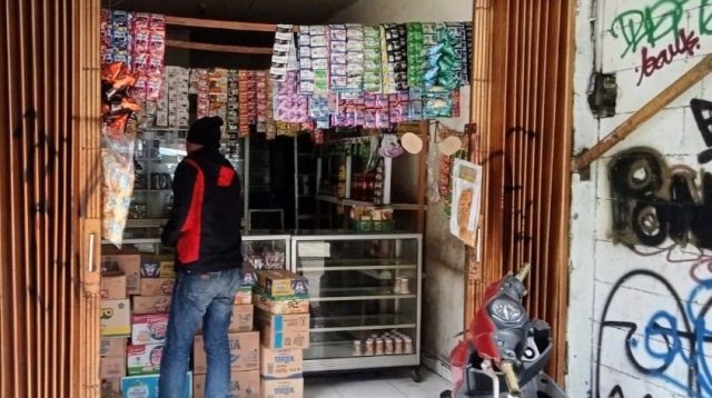 Diduga Setor Uang Bulanan kepada Oknum Polisi,Toko Kelontong Jual Tramadol