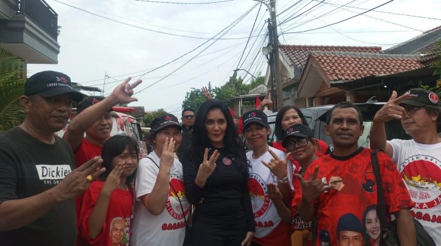 Ormas Barabaja Bersama Tiga Caleg PDIP Gelar Senam Massal