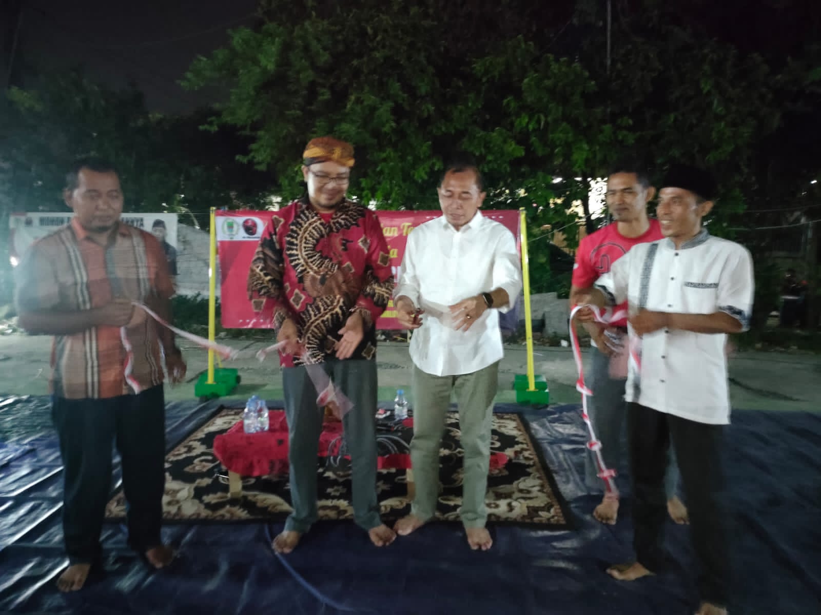 Nyumarno, SM Anggota DPRD Kabupaten Bekasi Dari Fraksi PDI Perjuangan Hadiri Undangan Syukuran