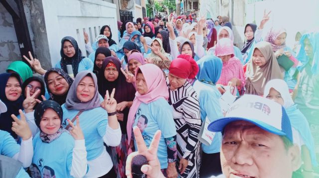 Relawan Militan Prabowo-Gibran (Brilian) Giat Sosial Bagikan Minyak Goreng pada Masyarakat