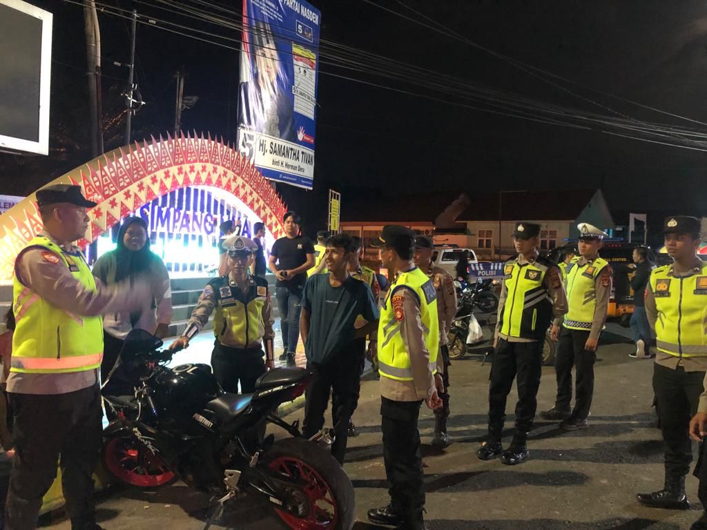 Demi menjaga keamanan dan kenyamanan masyarakat, Tim UKL l Polres PALI melaksanakan kegiatan KRYD ( Razia terpadu)