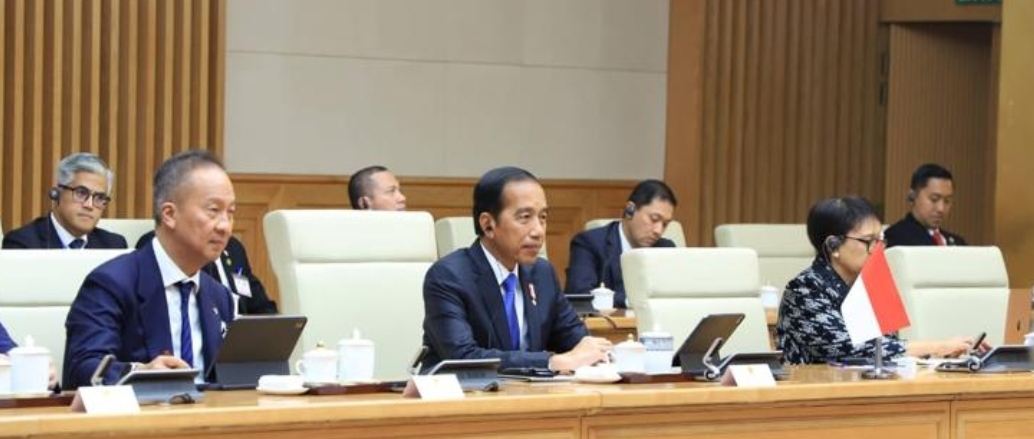 Bahas Kerjasama Bilateral Ekonomi Menperin Dampingi Presiden Jokowi di Vietnam