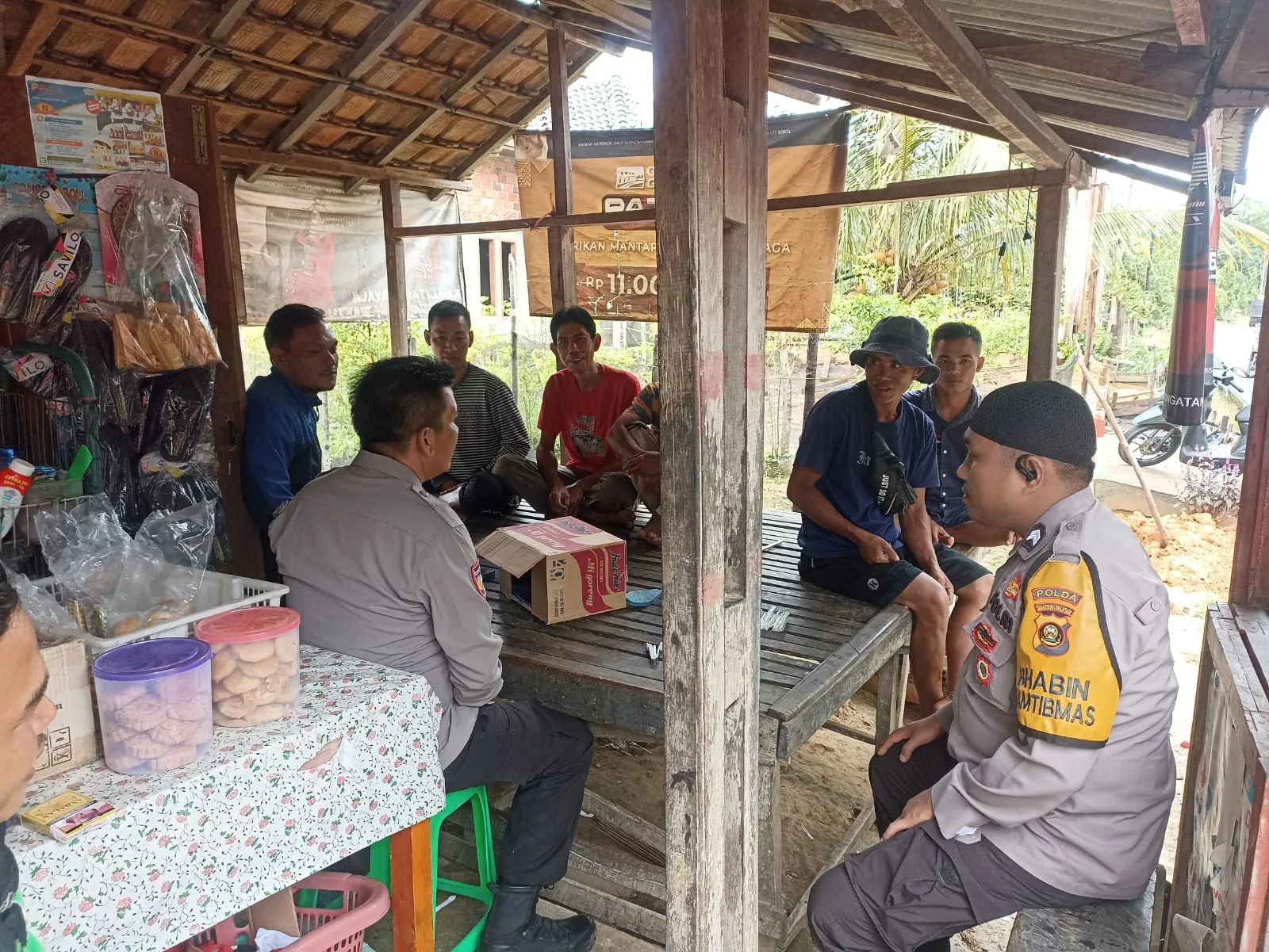 Polsek Penukal Utara Gelar Kegiatan Jum’at Curhat Didesa Sukarami