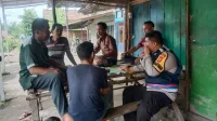 Kegiatan Jum’at Curhat Yang Digelar Oleh Kapolsek Penukal Abab Beserta Personil Polsek Penukal Abab di Desa Prambatan