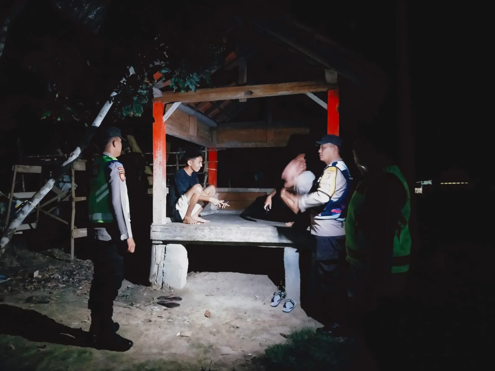 Polsek Penukal Utara Menggelar Kegiatan KRYD (Razia Terpadu) Sebagai Langkah Pencegahan Terhadap Pekat 3C