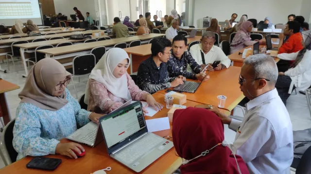 Diskominfo – BPS Sinkronisasi Desk Data Jabar, Persiapan Publikasi ‘Jabar 2024 Dalam Angka’