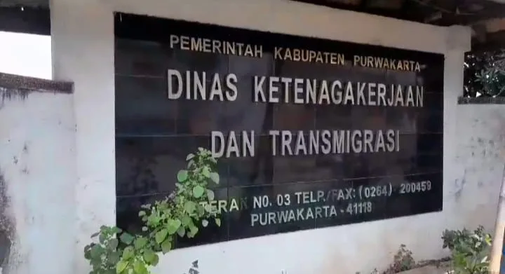 Disnakertrans Purwakarta di datangi&nbsp; LSM&nbsp; Gibas&nbsp; Audensi&nbsp; Tarkait&nbsp; Pemecatan Karyawan Secara&nbsp; Sepihak oleh PT.RGA