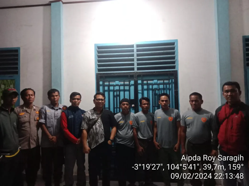 Kapolsek Tanah Abang AKP. Darmawansyah, SH.MH, Bersama Personil Polsek Tanah Abang, Menyelenggarakan Operasi Pengamanan di Gudang Logistik Pemilu