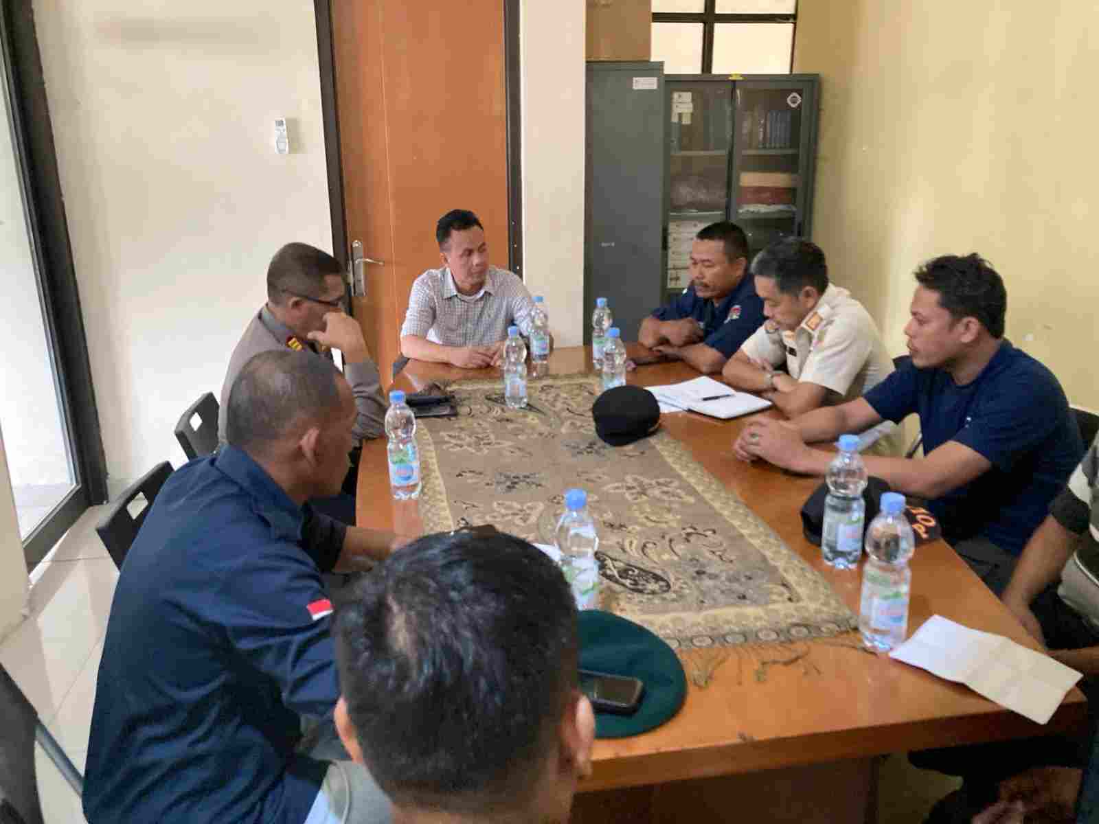 Asep Buhori Cabangbungin pimpin Rapat Koordinasi Pemilu 2024, Sabtu (10/02/2024)