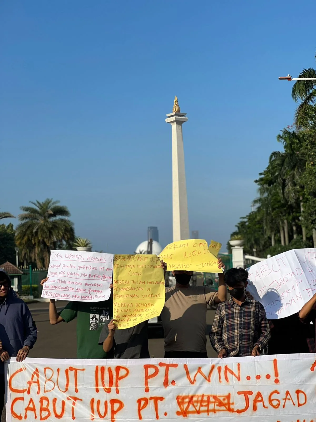 Ippmi Konsel Datangi Istana Negara Desak Presiden Perintahkan Kementerian Terkait Untuk Cabut Izin PT. WIN