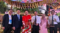 Melodi Angklung Indonesia  Meriahkan Nguyen Hue Flower Street Festival di Ho Chie Minh City Vietnam