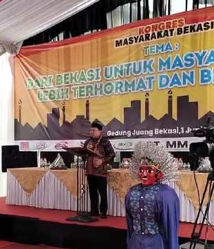 BN Holik Qodratullah Ketua DPRD Kabupaten Bekasi