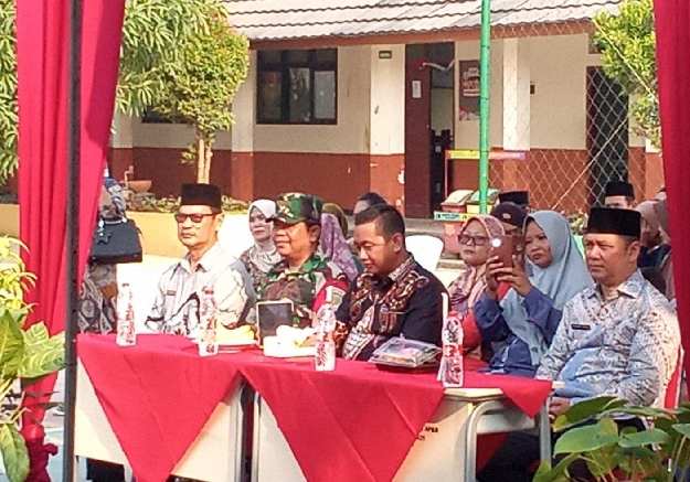 Pengukuhan dan persiapan pasukan Paskibra Kecamatan Karangbahagia dari SMAN 1 Karangbahagia 