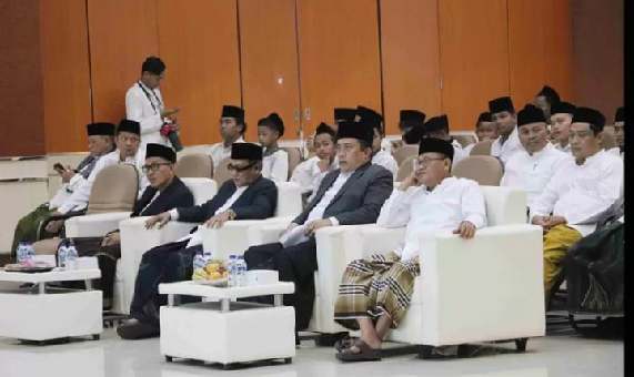 Rapat kerja ke-1. Yang diperingati pada hari Rabu di gedung wibawa Mukti pemda. – 23 Oktober. 10-2024.