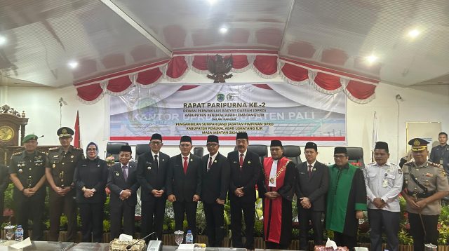 Kapolres PALI AKBP Khairu Nasrudin, S.I.K., M.H., Menghadiri Acara Pengambilan Sumpah dan Janji Jabatan Pimpinan DPRD Kabupaten PALI Masa Jabatan 2024-2029