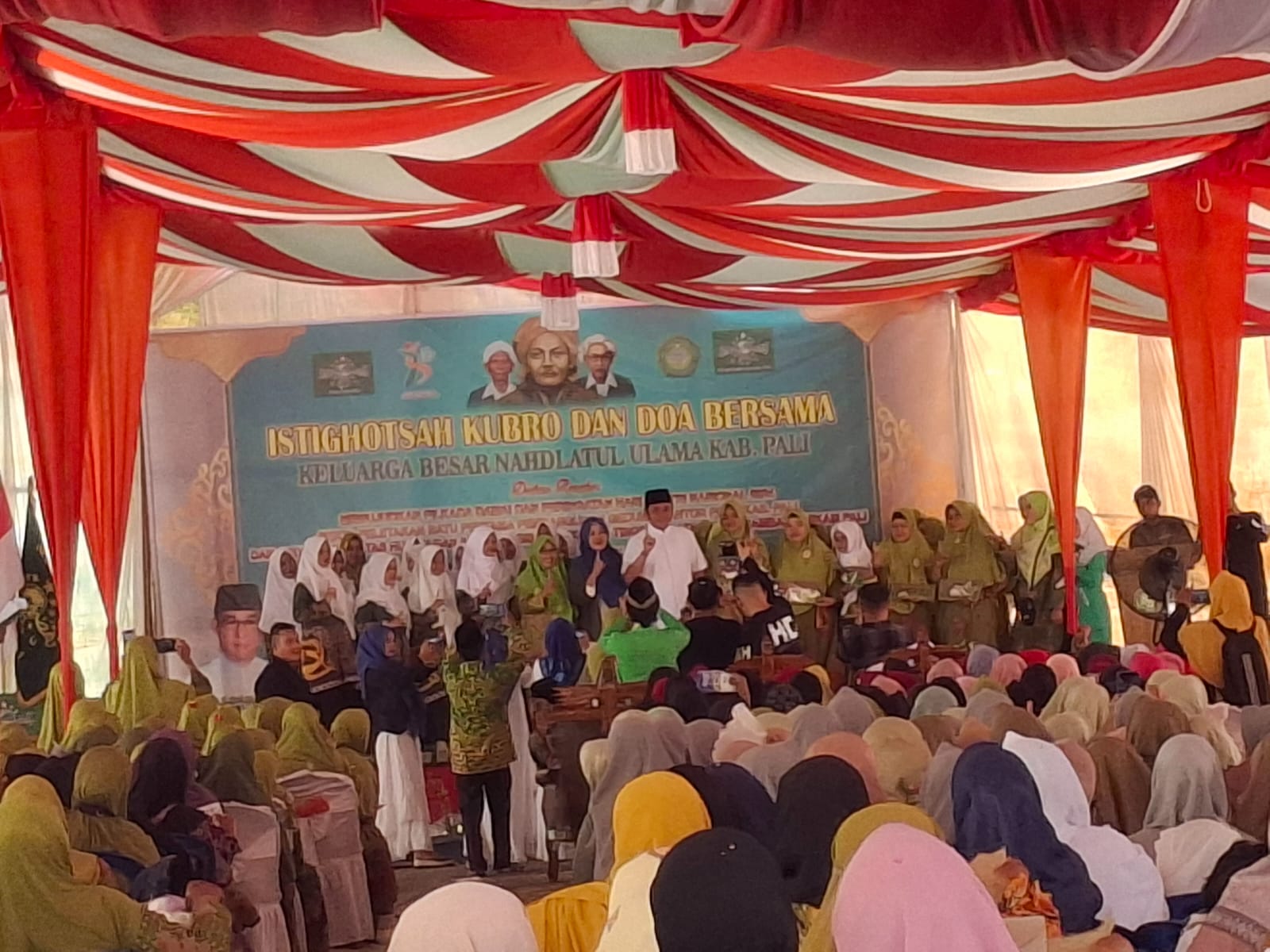 Polsek Talang Ubi Melaksanakan Tugas Pengamanan Pada Kegiatan Kampanye Paslon Gubernur Sumsel HD-CU