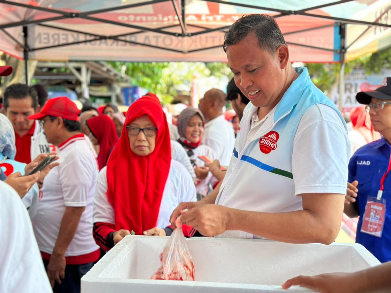 Program Diskon Pangan Kartu Keren Hadir di Kota Bekasi Bekasi, Ribuan Warga Berbondong-Bondong Membeli
