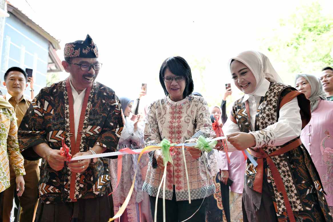 Amanda Soemedi Resmikan Gedung Dekranasda Digital Kabupaten Kuningan