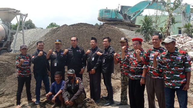Di Duga ilegal, Batching Plant Di Desa Tebat Gunung Kelurahan Lubuk Buntak Kota Pagaralam