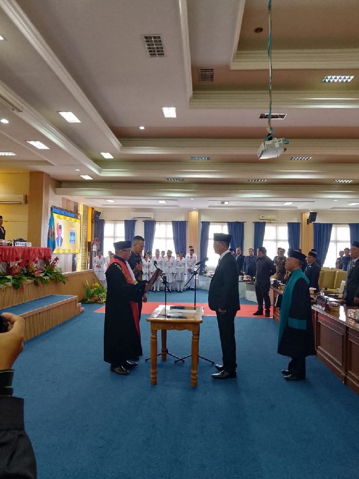 Paripurna Pelantikan wakil ketua DPRD Kota Pagaralam