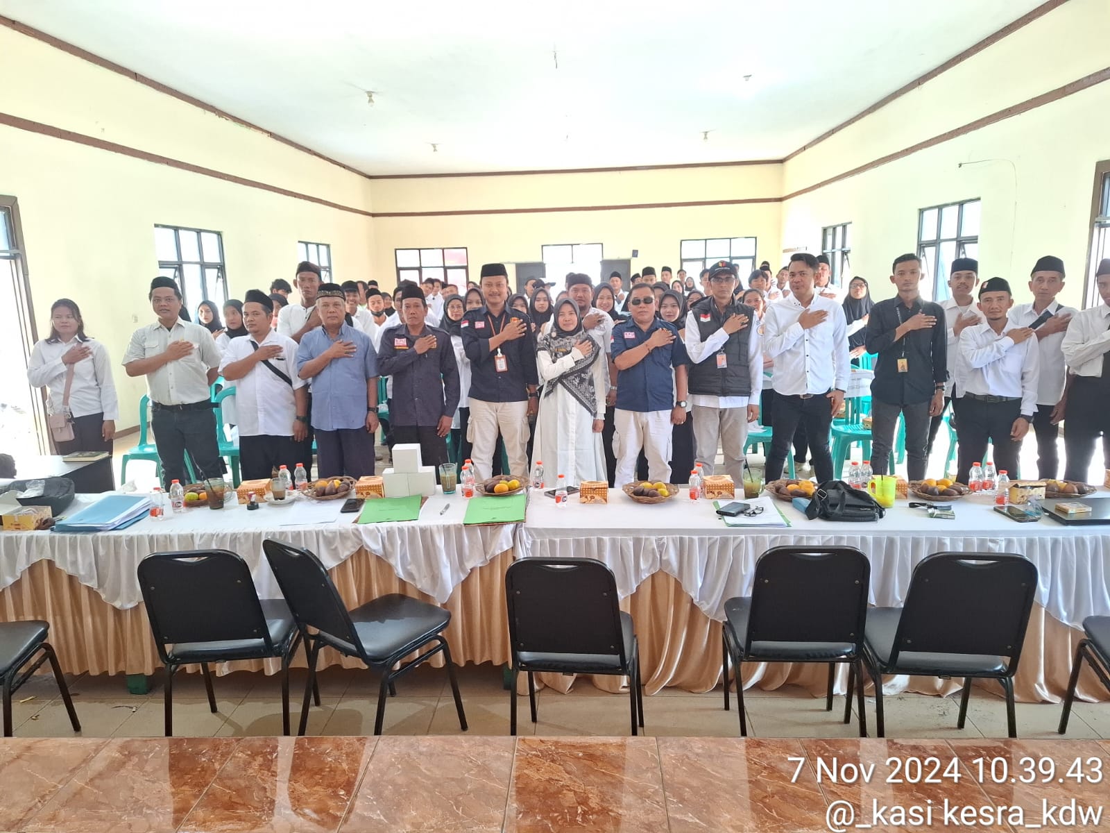 Pelantikan Serentak Anggota KPPS Dan Bimtek di Desa Kedungwaringin Tahun 2024