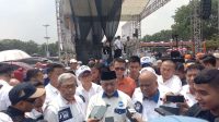 Selesai Kampanye Akbar di Kota Bekasi Paslon Cagub Akhmad Syaikhu – Habibie Berziarah ke Makam KH.Noer Alie