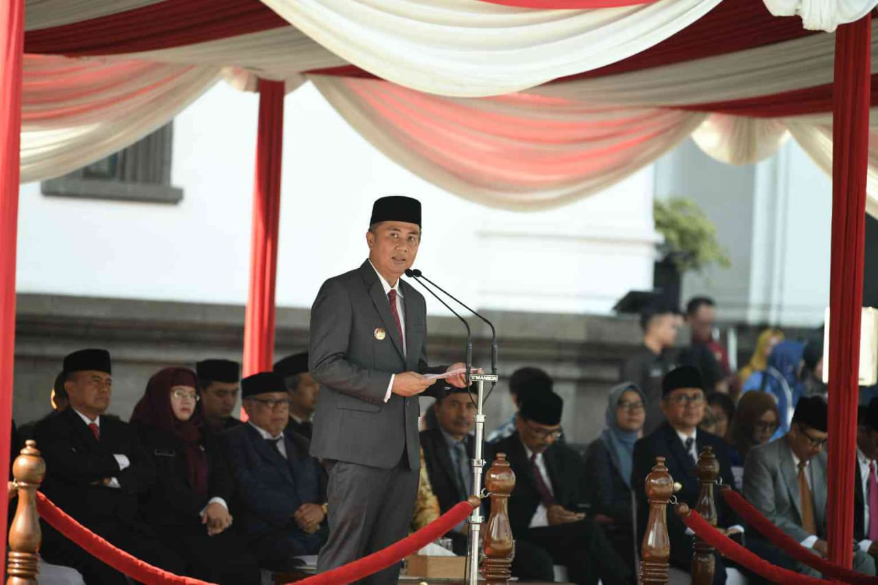 HARI KESEHATAN NASIONAL Dinas Kesehatan Jabar Ingatkan Warga Jargon Hidup Sehat “Cerdik”