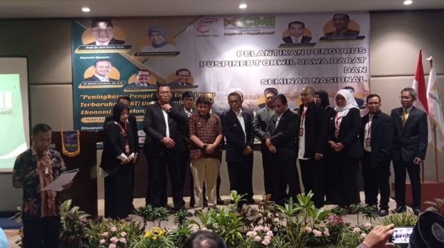 Pelantikan Badan Pengurus PUSPINEBT ICMI Orwil Jawa Barat Periode 2023-2028 dan Seminar Nasional