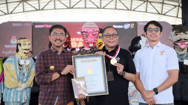 Pjs. Bupati Bandung Ajak Pemilih Pemula Tumbuhkan Semangat Demokrasi Perkuat Partisipasi di Pilkada 2024