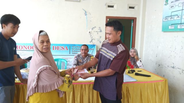 Pemdes Bioa Putiak  Kabupaten Lebong Salurkan BLT-DD Agustus dan November untuk 31 KPM