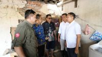 Bey Machmudin Tinjau Banjir Rob di Indramayu