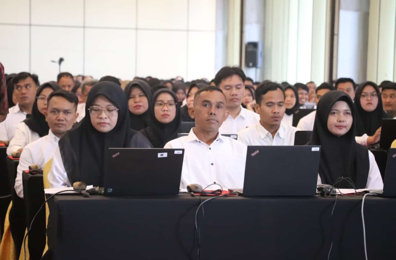 9535 Peserta calon PPK Kabupaten Bekasi mengikuti Seleksi kompetensi di Hotel Horison Jakarta dan Bandung Kamis, 05/12/2024.sumber : Diskominfosantik Kabupaten Bekasi 