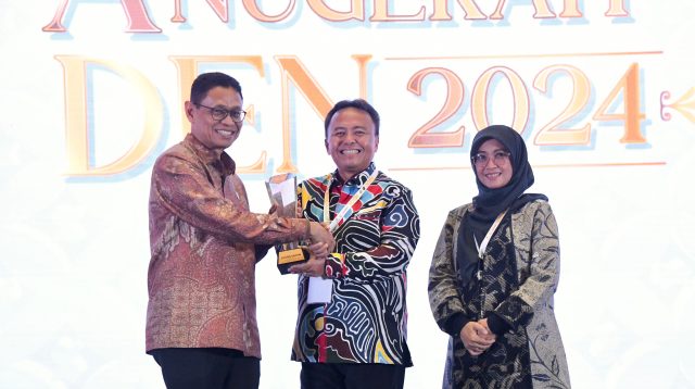ANUGERAH DEN 2024, Sekda Herman Suryatman: Jawa Barat Terdepan Dalam Transisi Energi