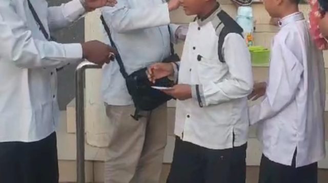 Jumling dan Sapa Warga Berikan Santunan Rutin Dilakukan Pj Kades Sukadanau