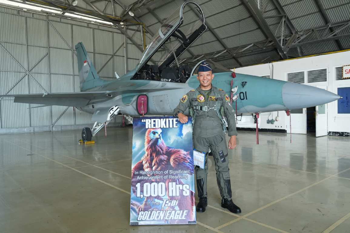 Kapten Pnb Yuanditia “RedKite” Prastyo Yudha Raih 1000 Jam Terbang T-50i Golden Eagle