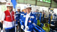 Penjabat Gubernur Bey Machmudin Pantau Stasiun Gas Elpiji Padalarang Penjabat Gubernur Bey Machmudin Pantau Stasiun Gas Elpiji Padalarang
