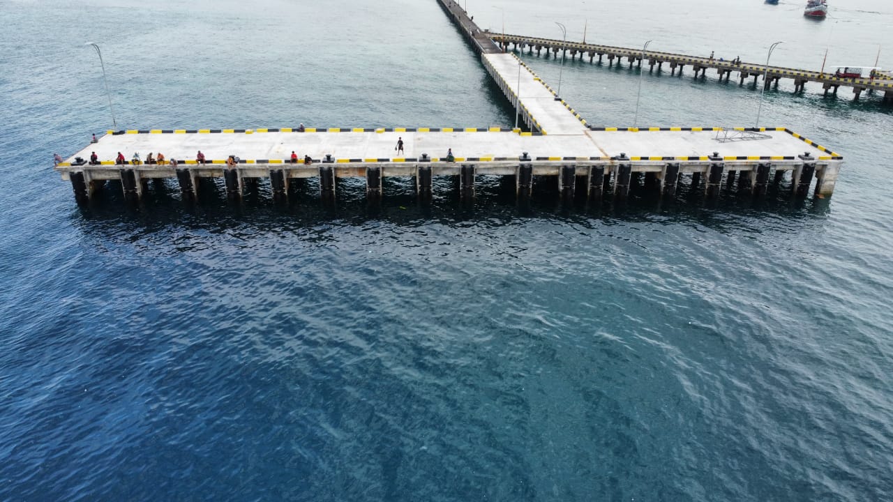 Proyek Rehabilitasi Faspel Dermaga Pulau Sapudi Disoal. Ketua LIPK Kab. Sumenep : “Pelaksana Harus Bertanggungjawab”