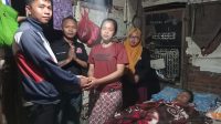 Een Sumiarsih Warga Sukaraya yang Mengharapkan Bantuan untuk Biaya Perobatan Suami dan Anaknya