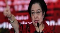KPK Selidiki Hasto, 3 Pernyataan Keras Megawati Jika Hasto Ditersangkakan KPK, Aktivis 98: Ini Bukan Lagi Era Feodalisme?