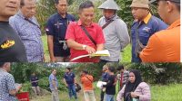 Oknum Anggota DPRD Lampung Utara inisial HS Pilih Bungkam Soal Dugaan Penyerobotan Tanah. Oknum Anggota DPRD Lampung Utara inisial HS Pilih Bungkam Soal Dugaan Penyerobotan Tanah.